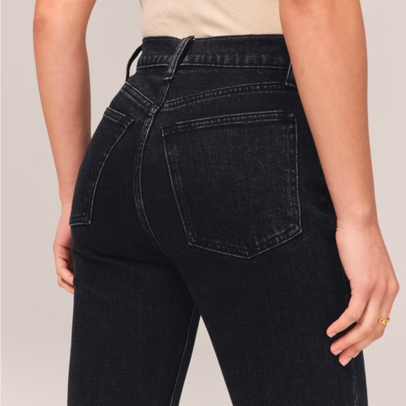 A&F High-Rise Vent Split Hem Skinny Jean in Black 34 / 18 Short - Picture 5 of 16